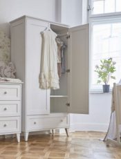 Biel w pokoju dziecka – 5 kroków do udanej aranżacji